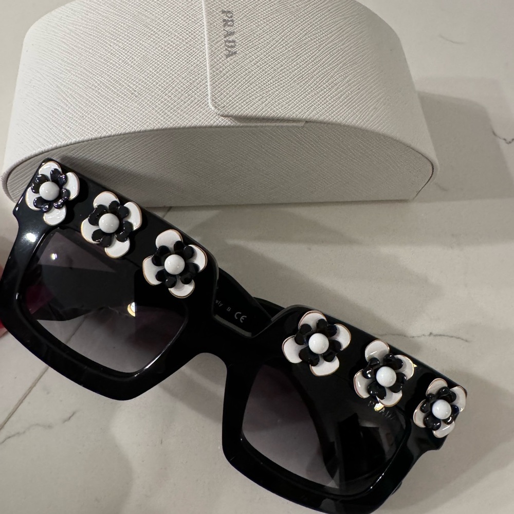 Prada Black Daisy /Floral Sunglasses